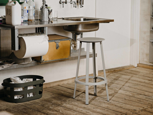 Revolver Bar Stool