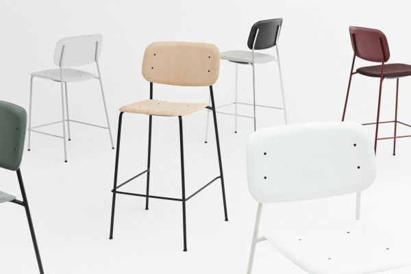 Soft Edge 90 Bar stool