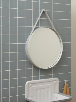 Strap mirror