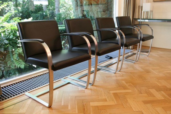 Brno Flat Bar Chair