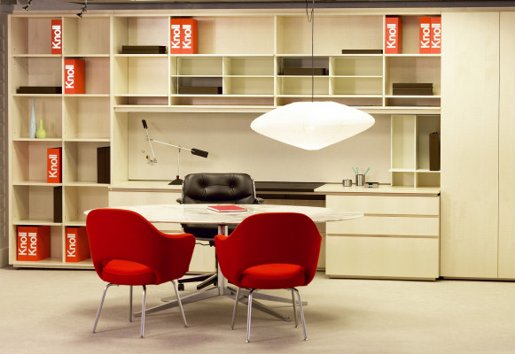 Saarinen Executive Chair