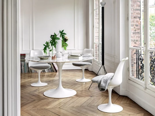 Saarinen Tulip Chair