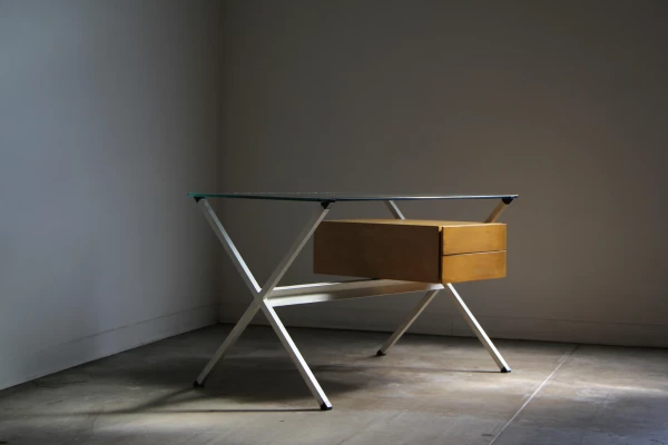 Albini Desk