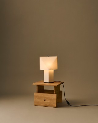 Aplat Table Lamp