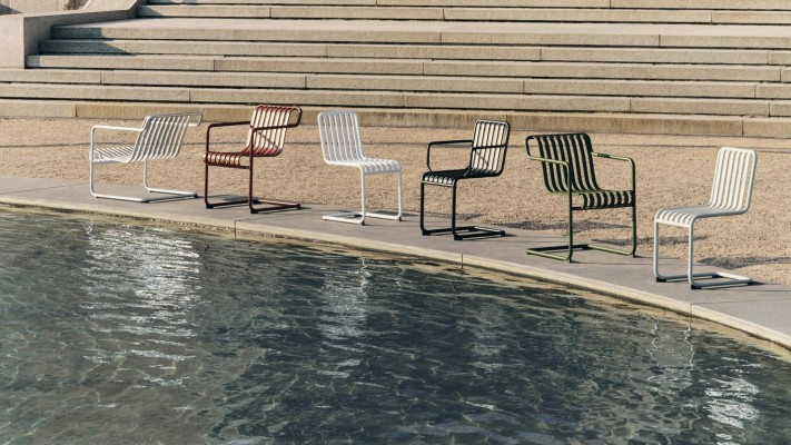 Palissade Cantilever Chair